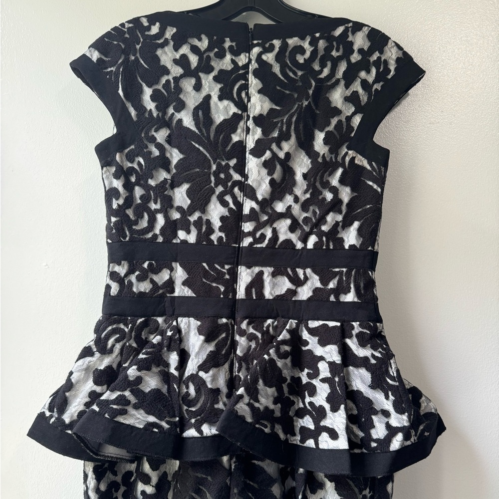 Tadashi Shoji Women’s Sleeveless Peplum Ruffle Floral Cocktail Dress Siz… - Picture 13 of 14